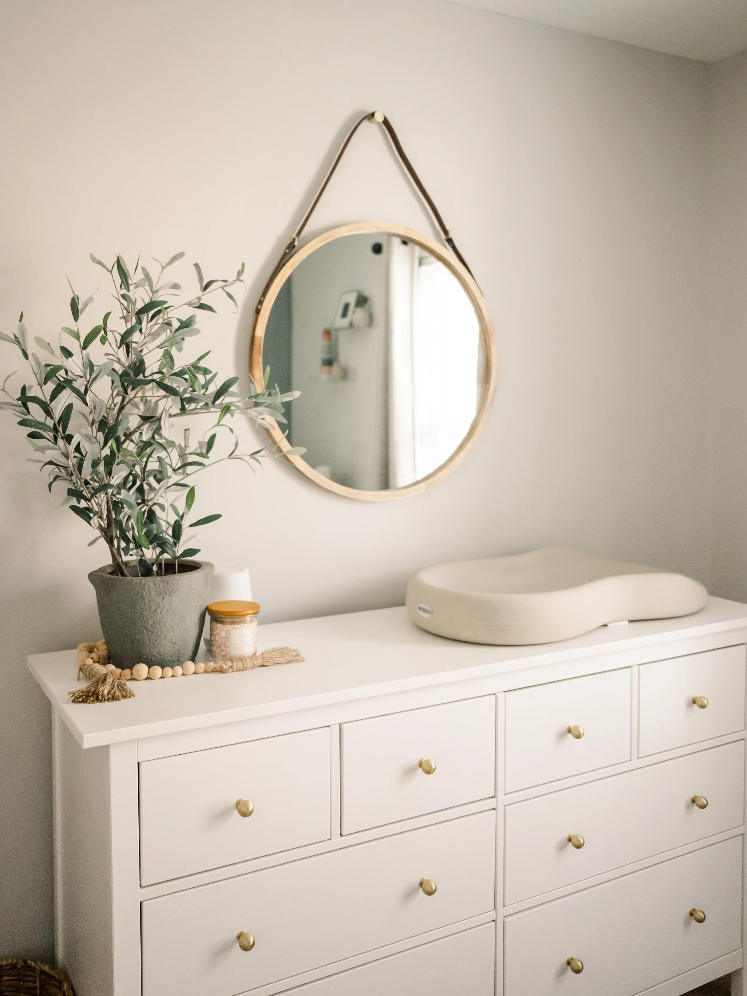 The Keekaroo Changed My [Laundry] Life: Keekaroo Peanut Changer